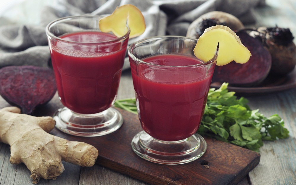 Beetroot smoothie with ginger
